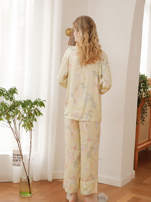 V Neck Regular Fit Elegant Long Sleeve Pajama Set