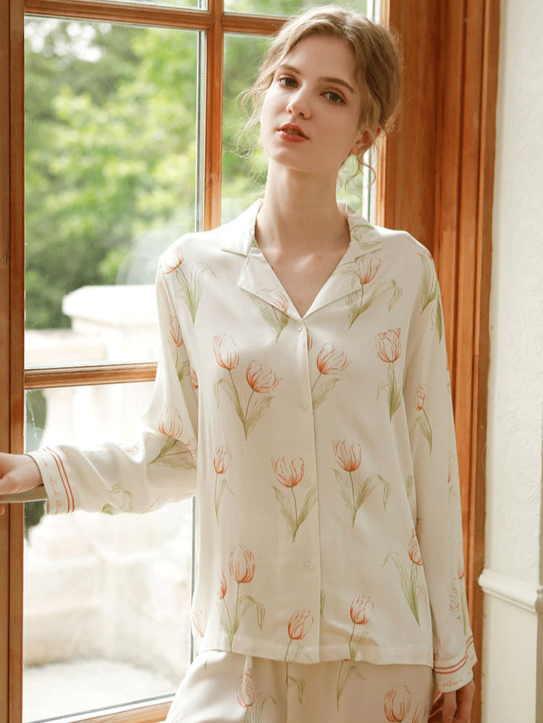 Regular Fit V Neck Floral Casual Long Sleeve Pajama Set