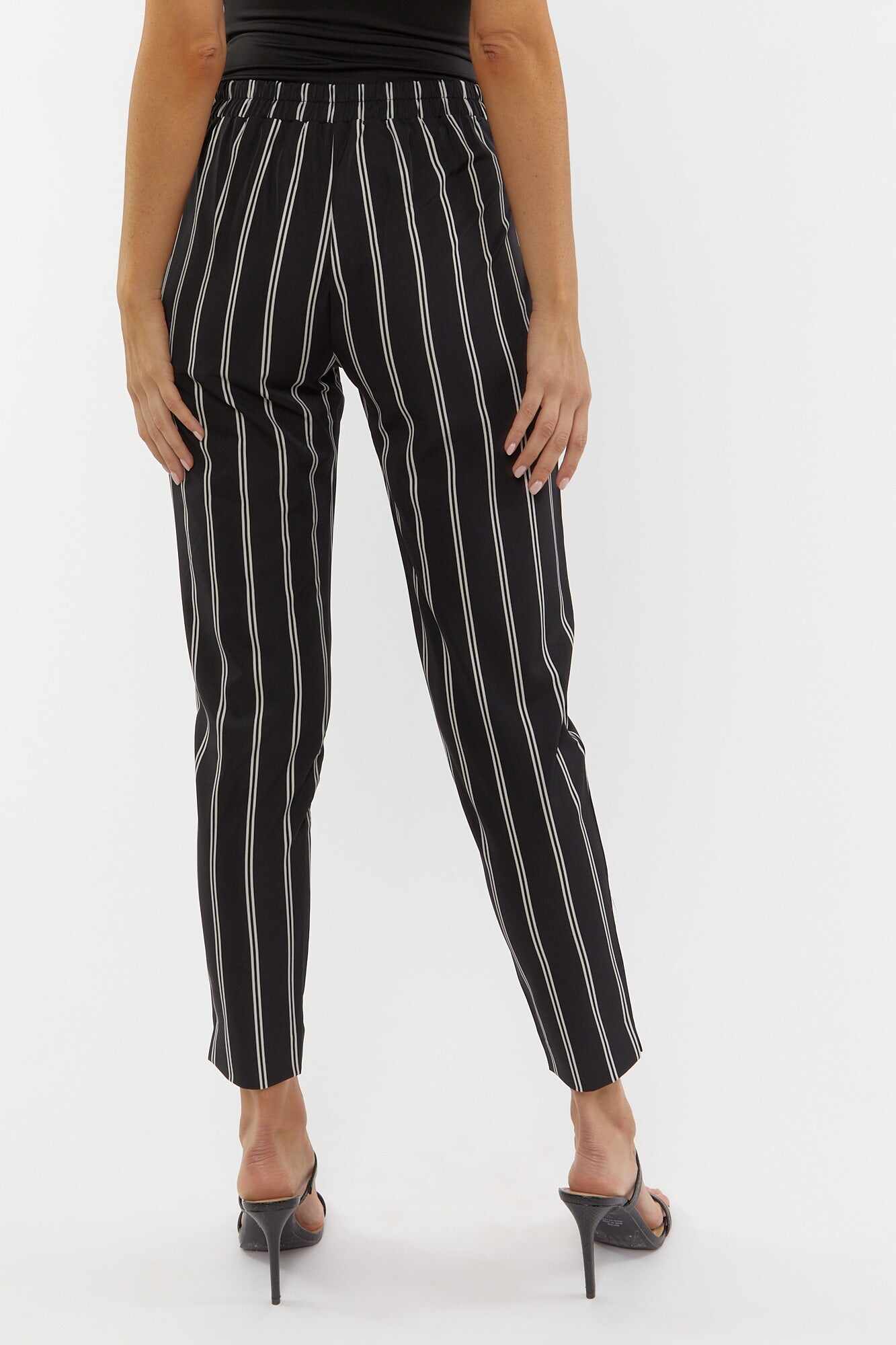 Women Apparel | Paperbag Striped Pants Black with White Forever21 - RL21728