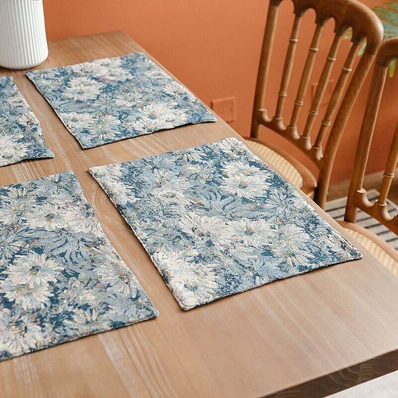 Dining Table Placemats Set of 4 Heat Resistant Non-Slip Dining Table Place Mats