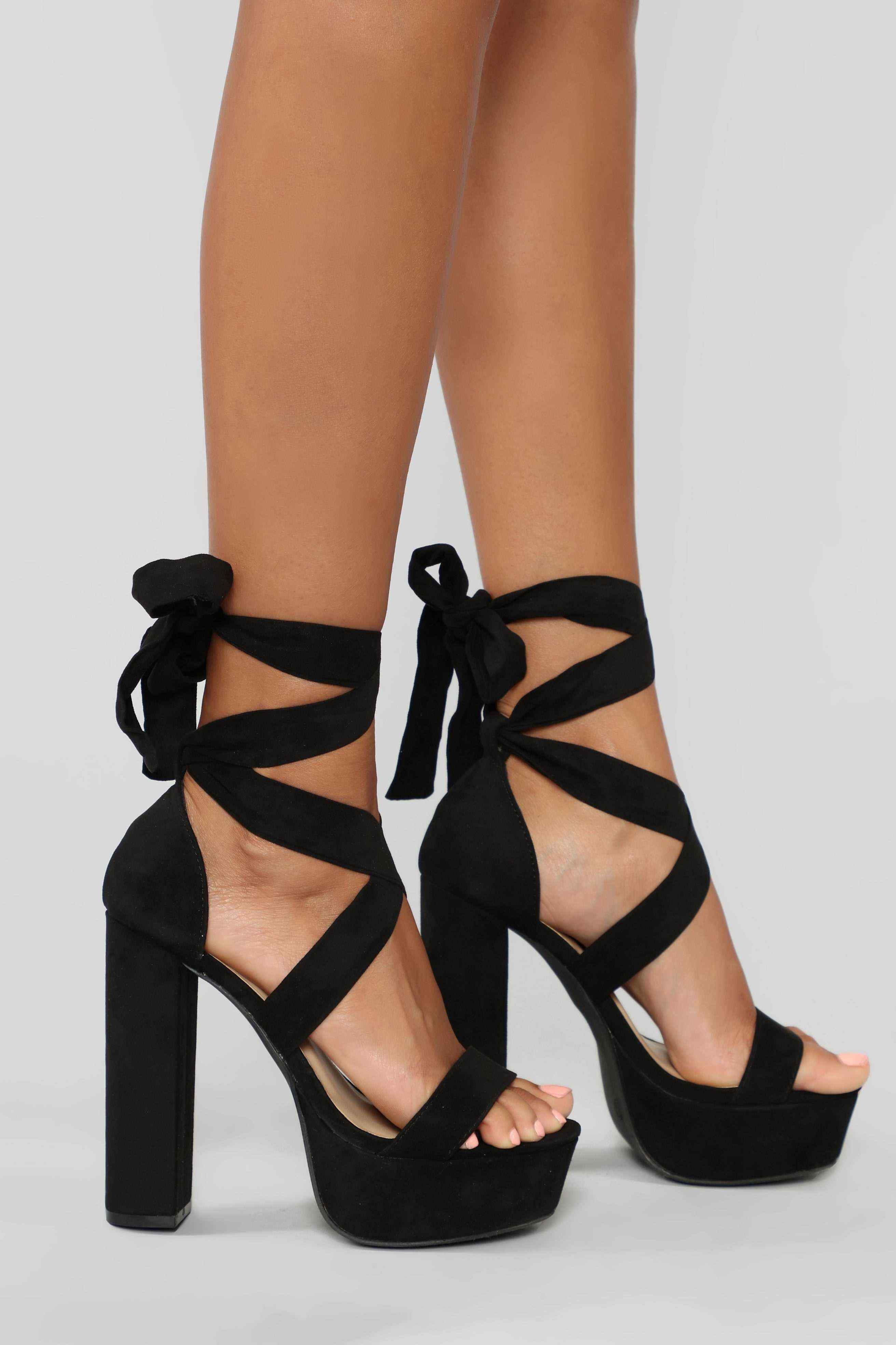 Plot Twist Heel   Black