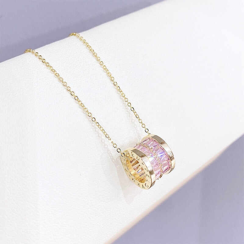 Classic Luxury Cubic Zirconia Gold Pendant