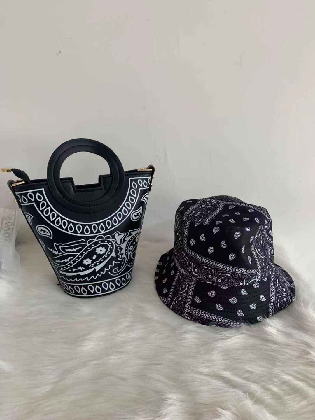 Boutique recommendation 2021 summer new style printed one-shoulder portable bucket bag personalized chain diagonal female bag