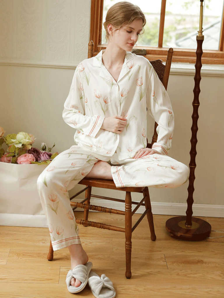 Regular Fit V Neck Floral Casual Long Sleeve Pajama Set