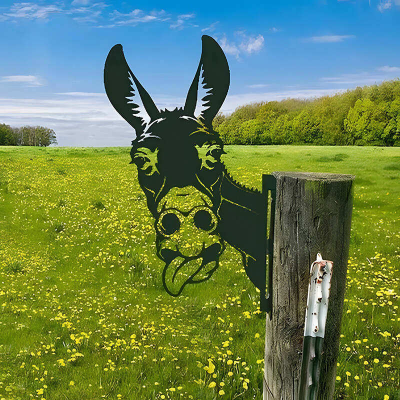 Farm Peeping Animal Metal Art