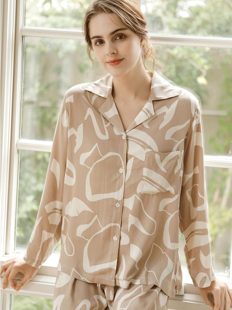 V Neck Regular Fit Abstract Edgy Long Sleeve Pajama Set