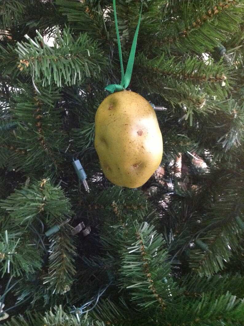 Irish ornament, looks like a real potato. Very cute!