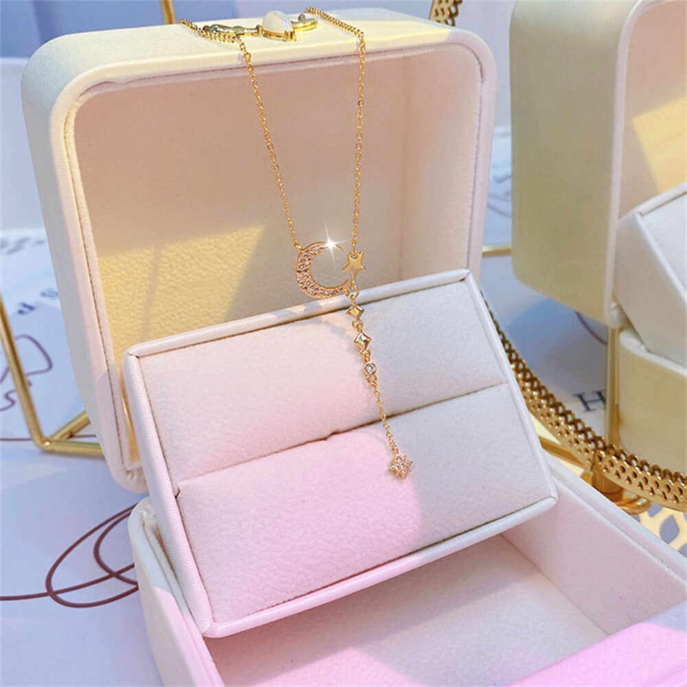 Hot Sale Necklace Exquisite Glamour Star Moon Temperament Flash Zircon Chain Clavicle Female Shine Necklace Accessories