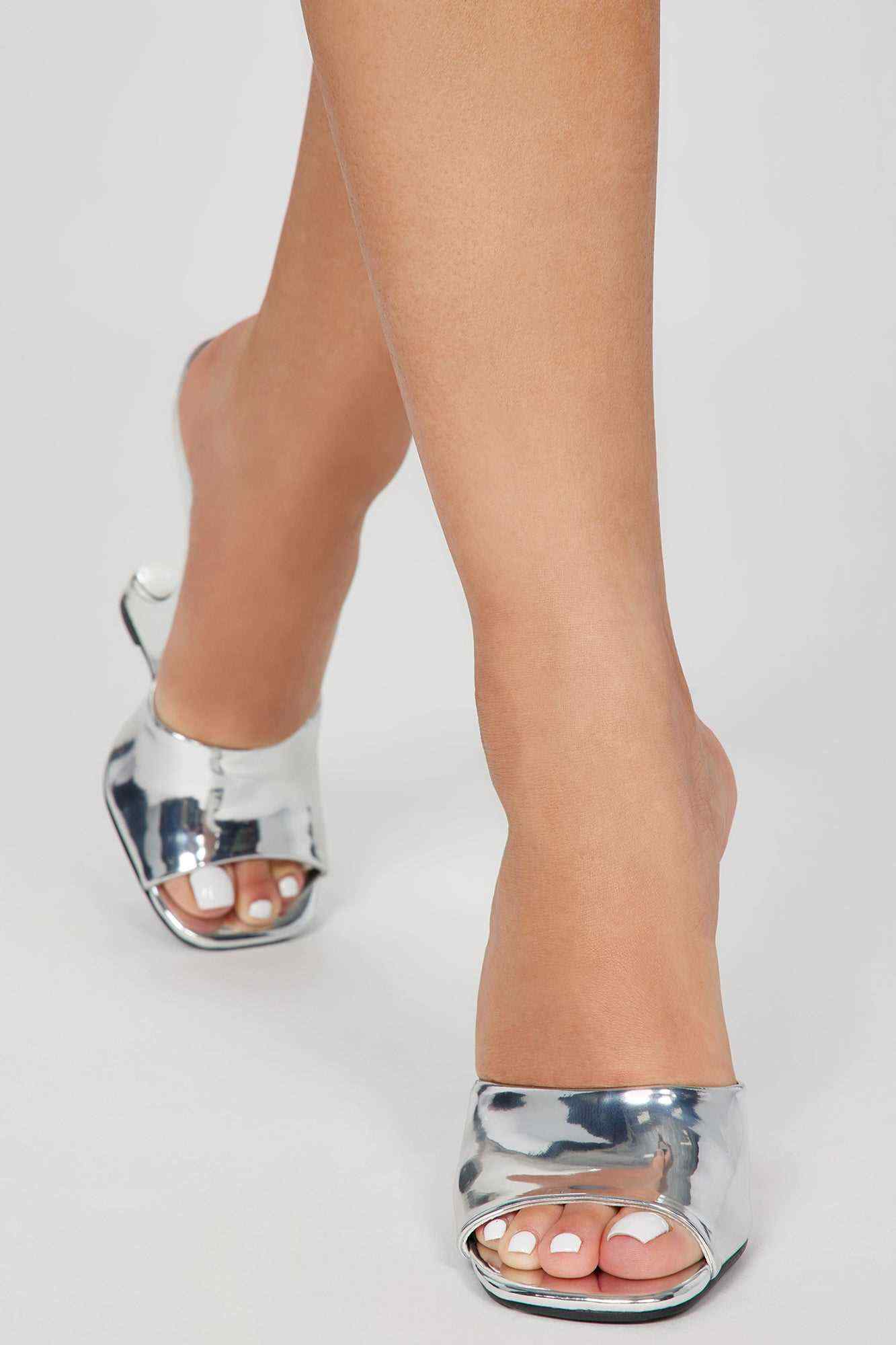 Moment To Remember Wedges   Silver