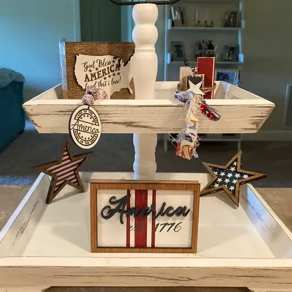 🔥4th of July Patriotic Tiered tray decor