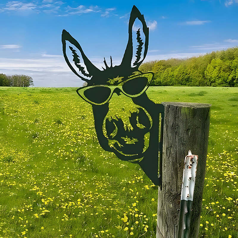 Farm Peeping Animal Metal Art