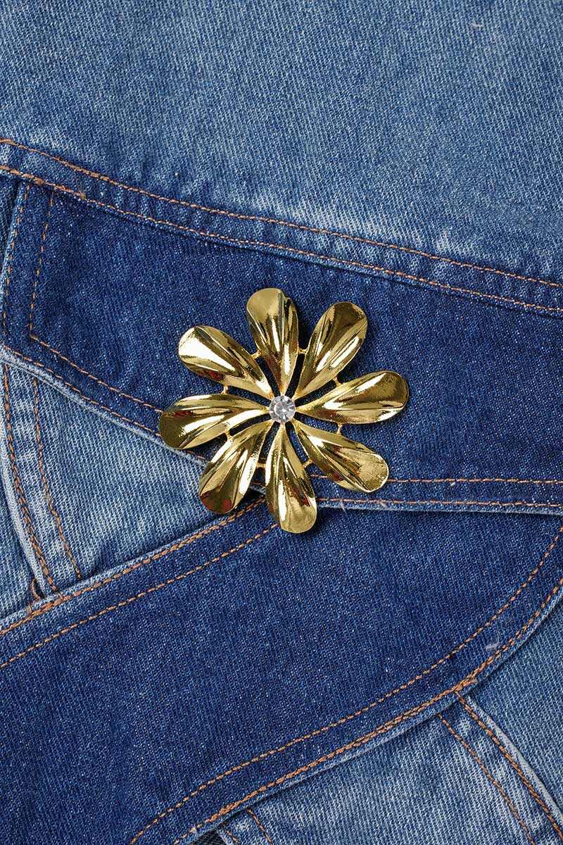 Blue Casual Color Lump Solid Hollowed Out Buttons Metal Accessories Decoration Turndown Collar Long Sleeve Regular Denim Jacket