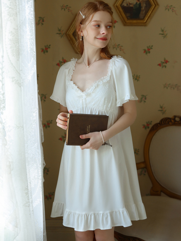 Simple Lace Cotton Square Neck Nightdress