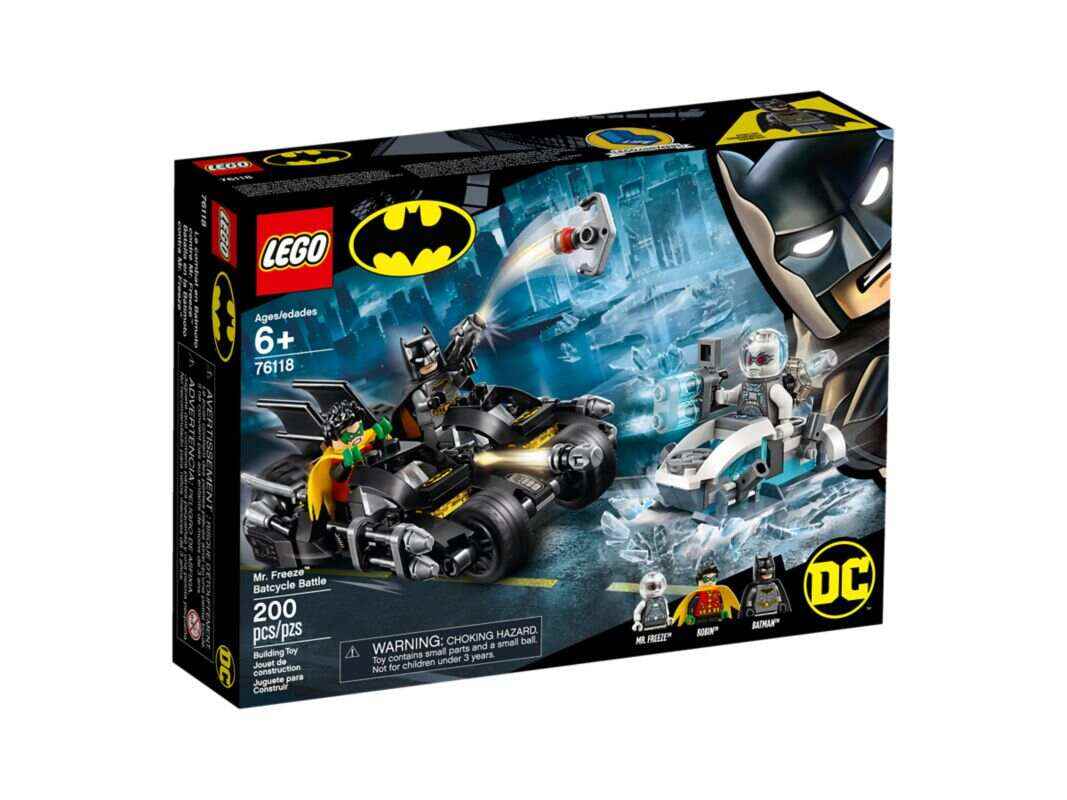 LEGO Mr. Freeze Batcycle Battle