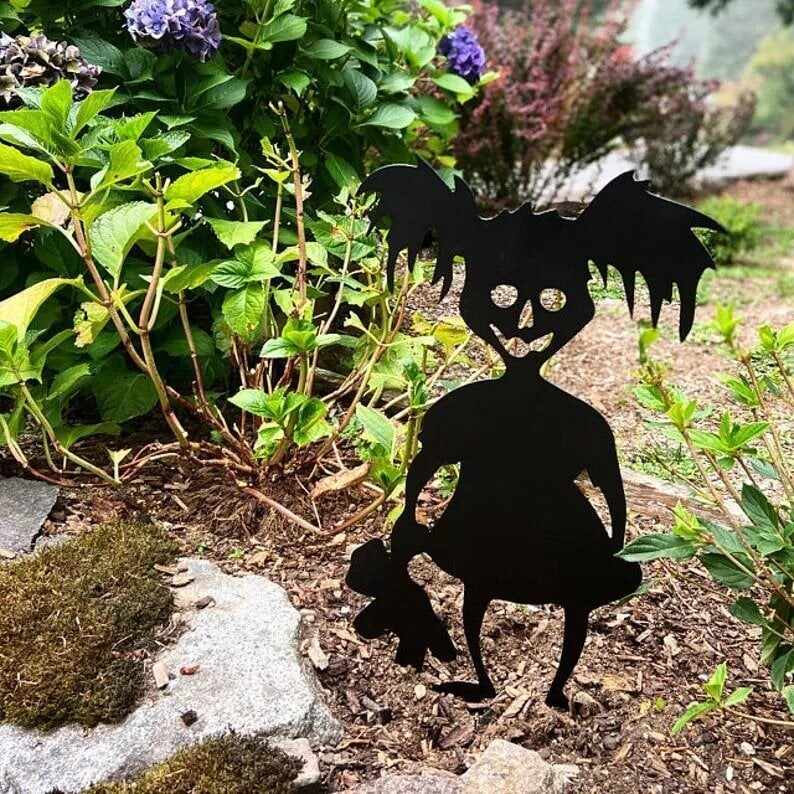 Cute and Unique Ghost Zombies - Halloween Yard Decor Metal Art