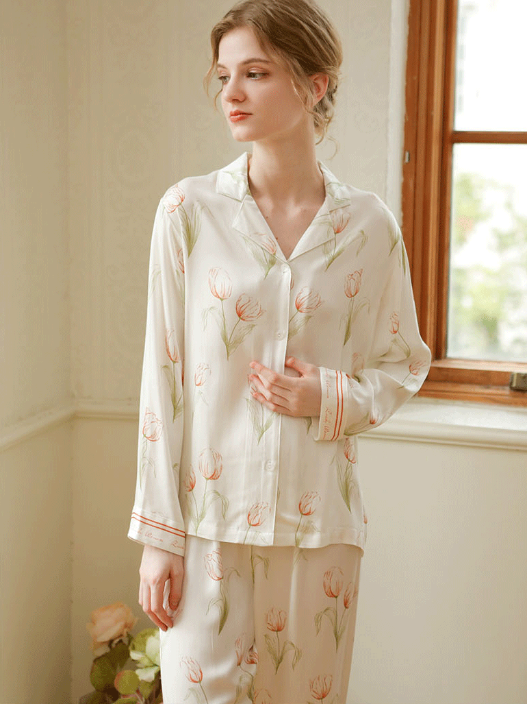 Regular Fit V Neck Floral Casual Long Sleeve Pajama Set