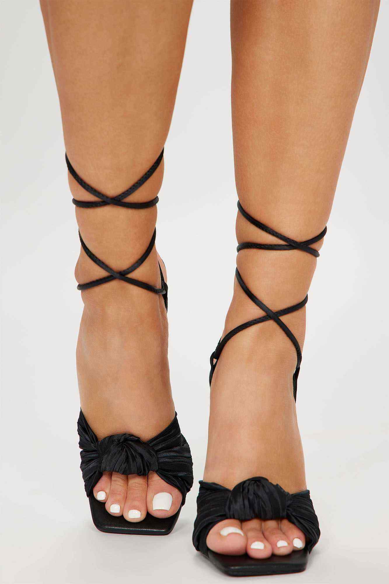 Night Of Fun Wrap Up Heels   Black