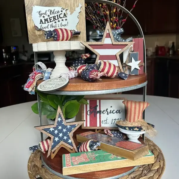 🔥4th of July Patriotic Tiered tray decor