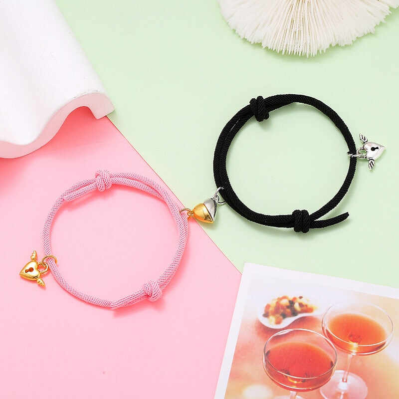 Girl Bracelet Discreet Kittens