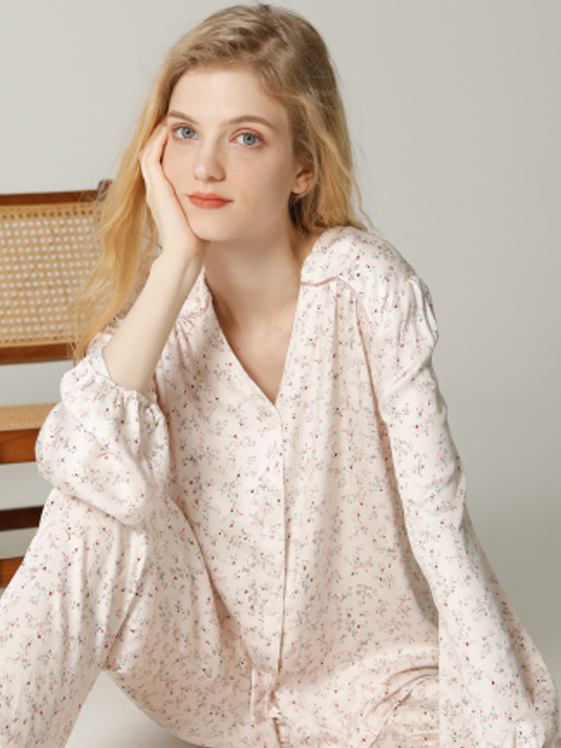 Floral Regular Long Sleeve V Neck Regular Fit Casual Pajama Set