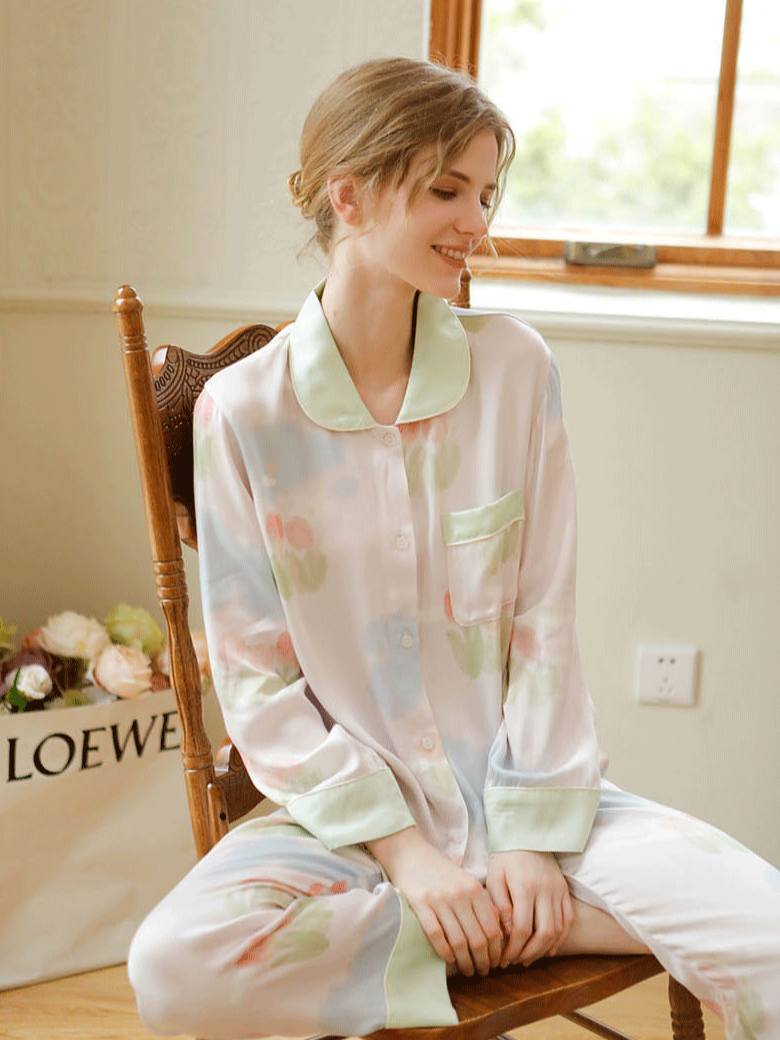 Simple Floral Loose Shawl Collar Long Sleeve Pajama Set