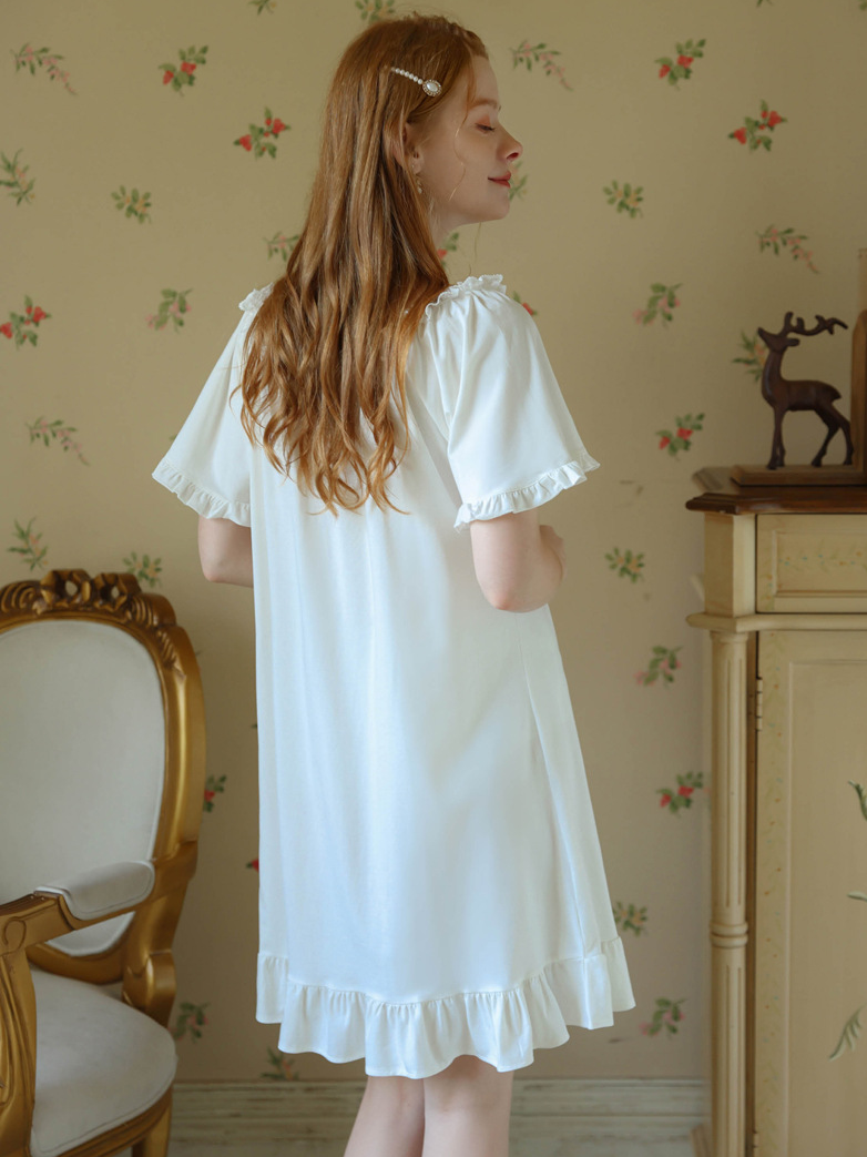 Simple Lace Cotton Square Neck Nightdress