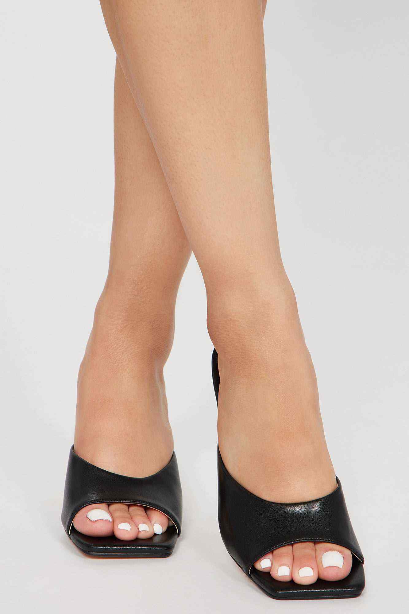 Making My Way Up Heeled Sandals   Black