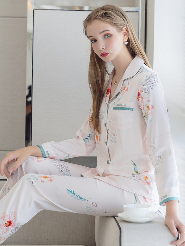 Regular Fit Casual Floral V Neck Long Sleeve Pajama Set