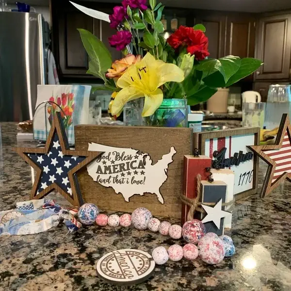 🔥4th of July Patriotic Tiered tray decor