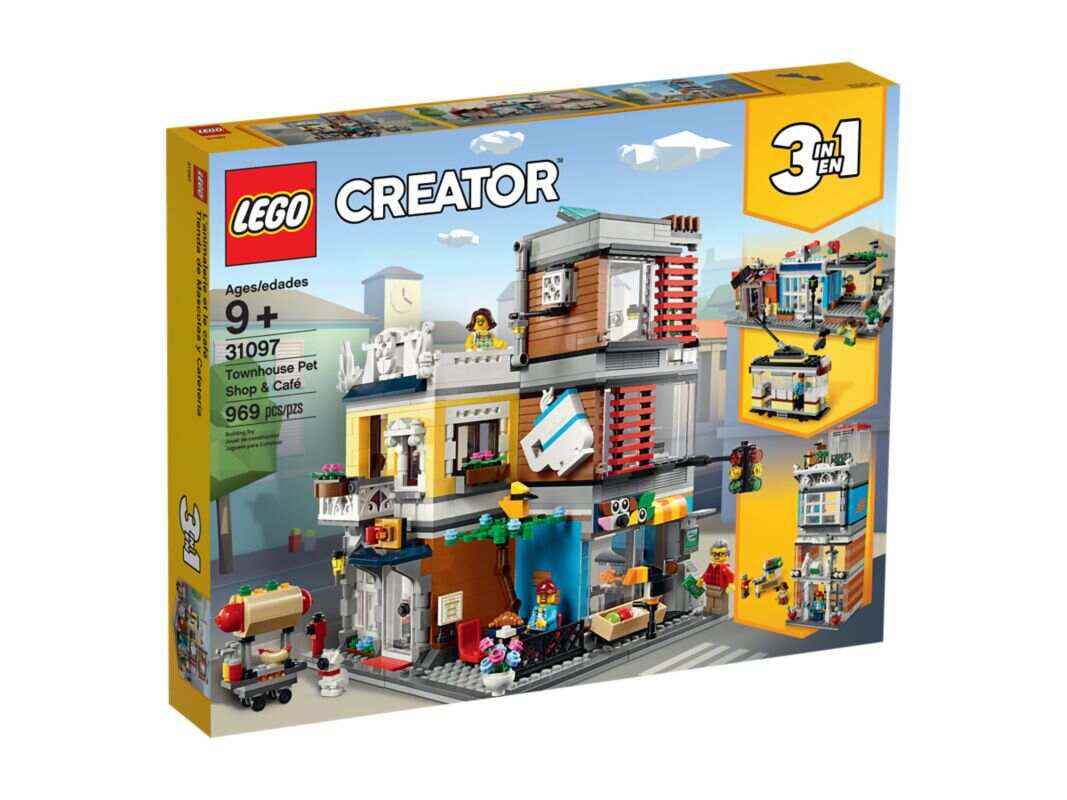 LEGO Townhouse Pet Shop & Caf