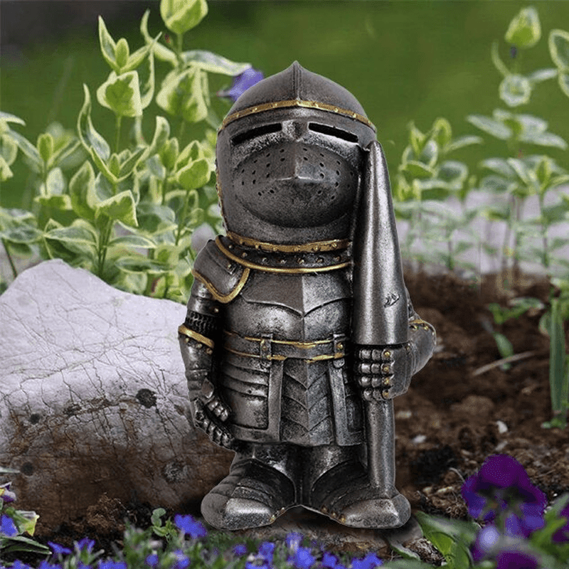 Garden Gnomes Guard