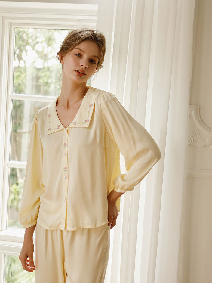 V Neck Elegant Regular Fit Long Sleeve Pajama Set