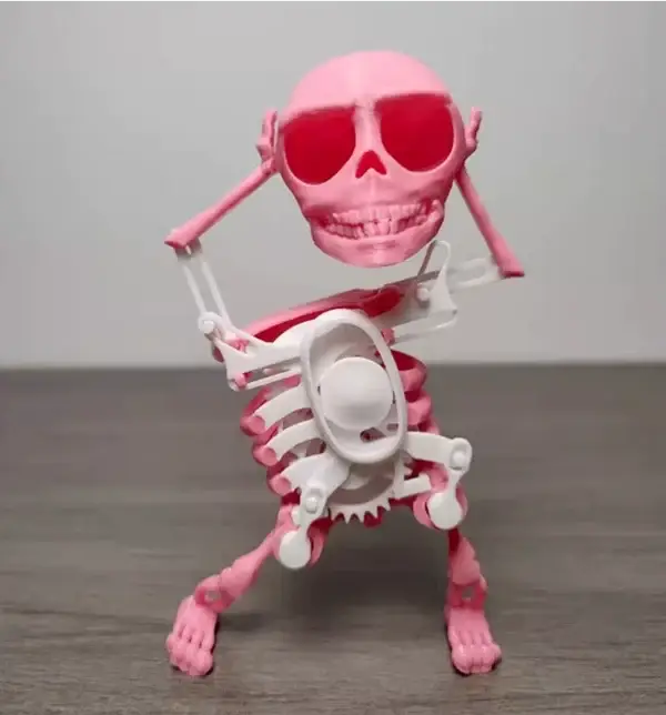 💀Dancing and Swinging 3D Skull Toy