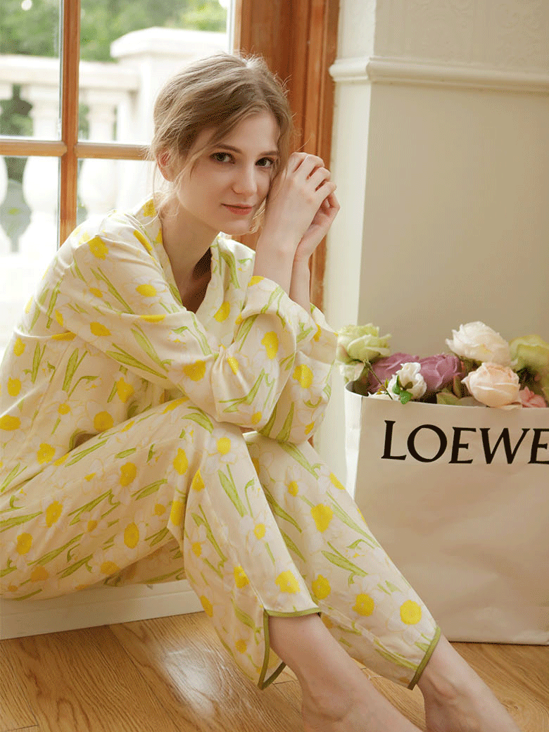 Vacation Loose Shawl Collar Long Sleeve Pajama Set