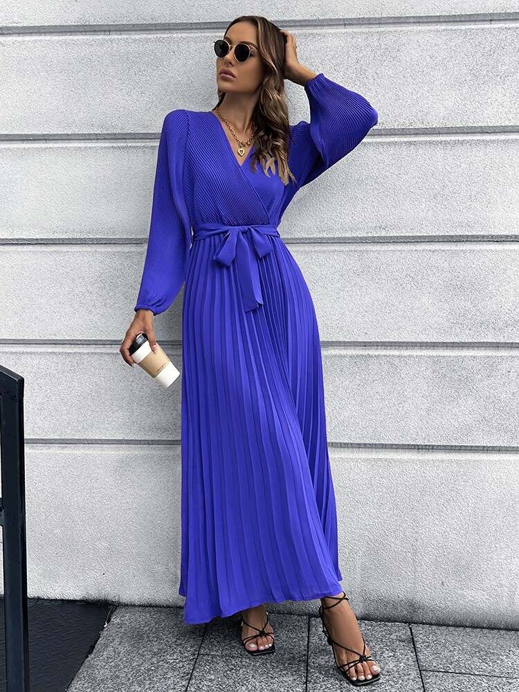 V-neck long-sleeved pleated A-line women's dress