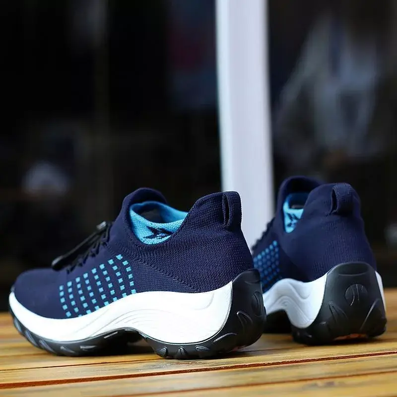 2023 GOWALK ORTHOPEDIC SNEAKERS