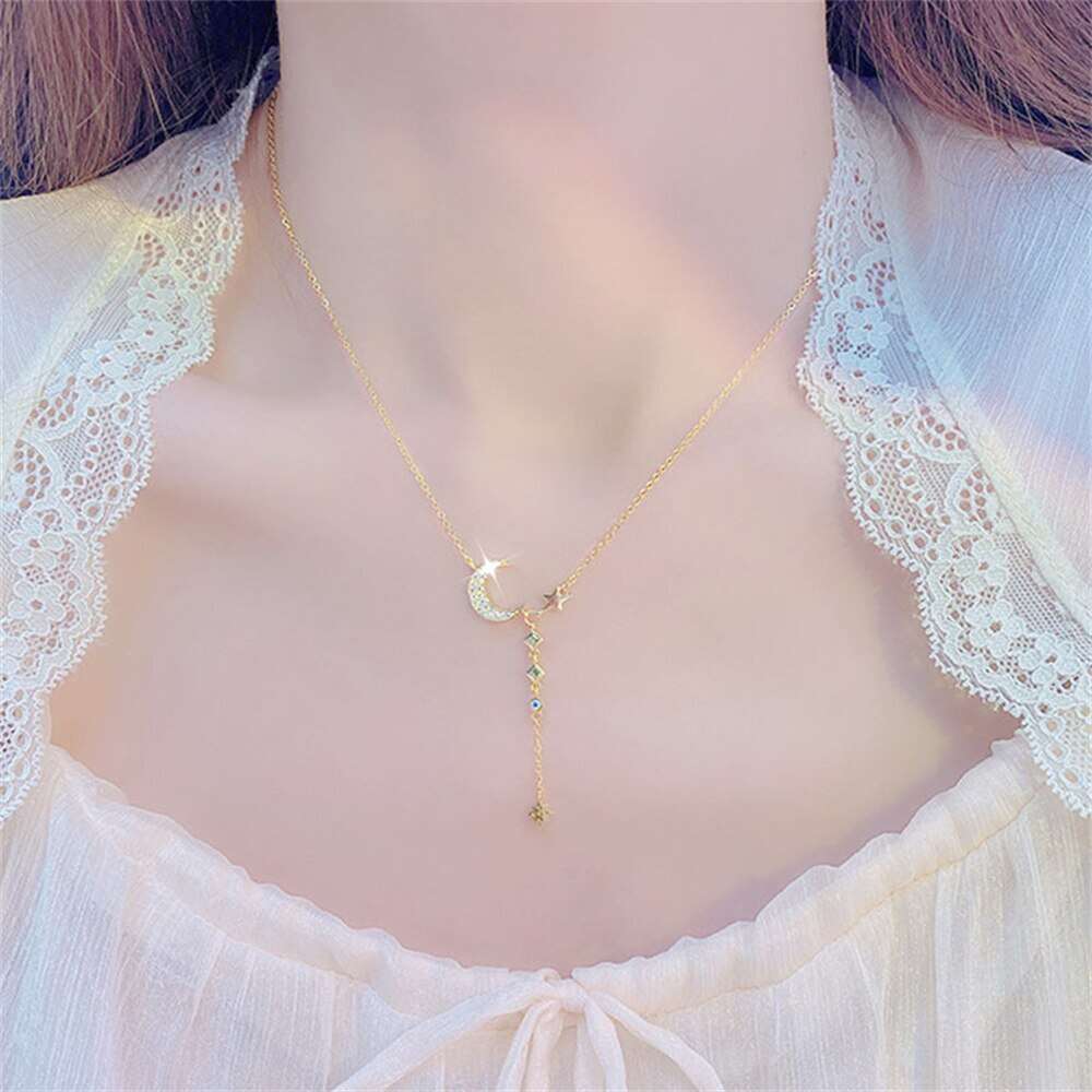 Hot Sale Necklace Exquisite Glamour Star Moon Temperament Flash Zircon Chain Clavicle Female Shine Necklace Accessories