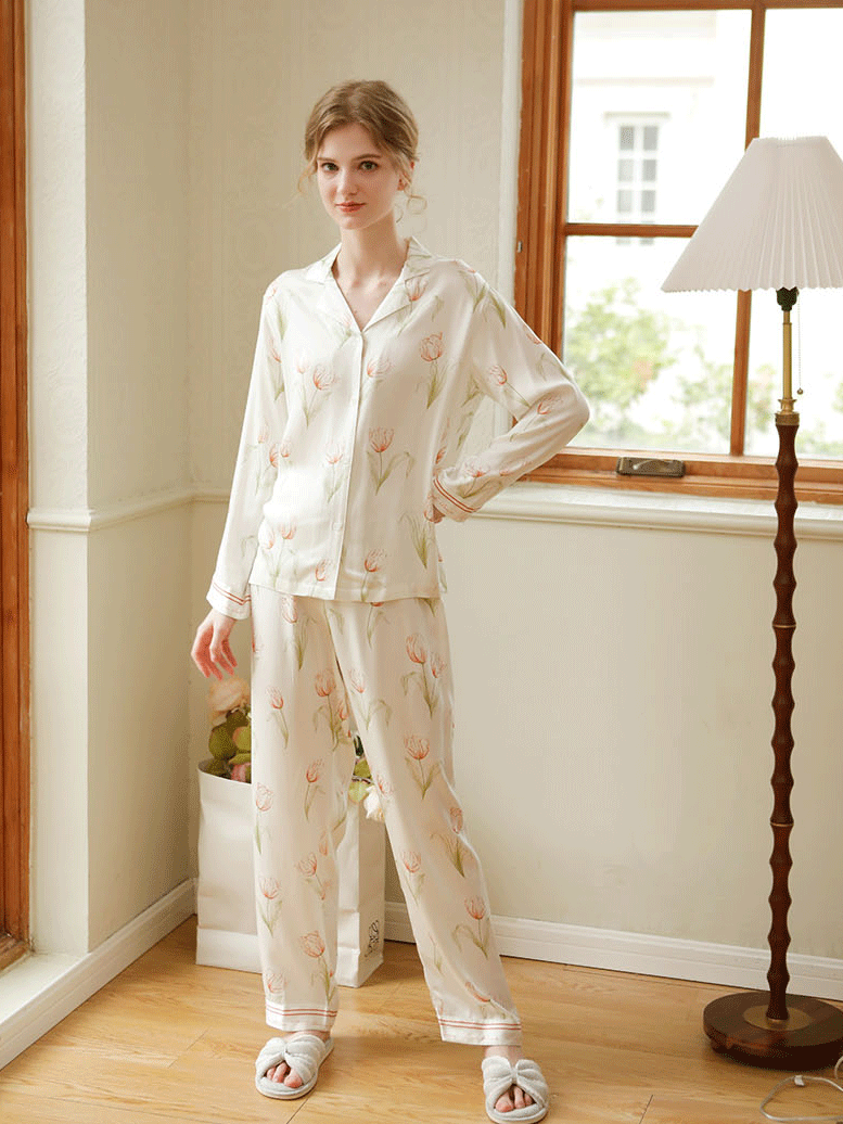 Regular Fit V Neck Floral Casual Long Sleeve Pajama Set