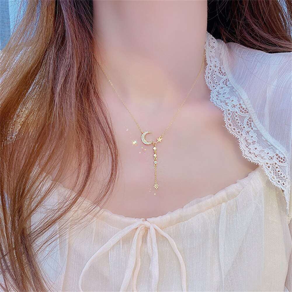 Hot Sale Necklace Exquisite Glamour Star Moon Temperament Flash Zircon Chain Clavicle Female Shine Necklace Accessories