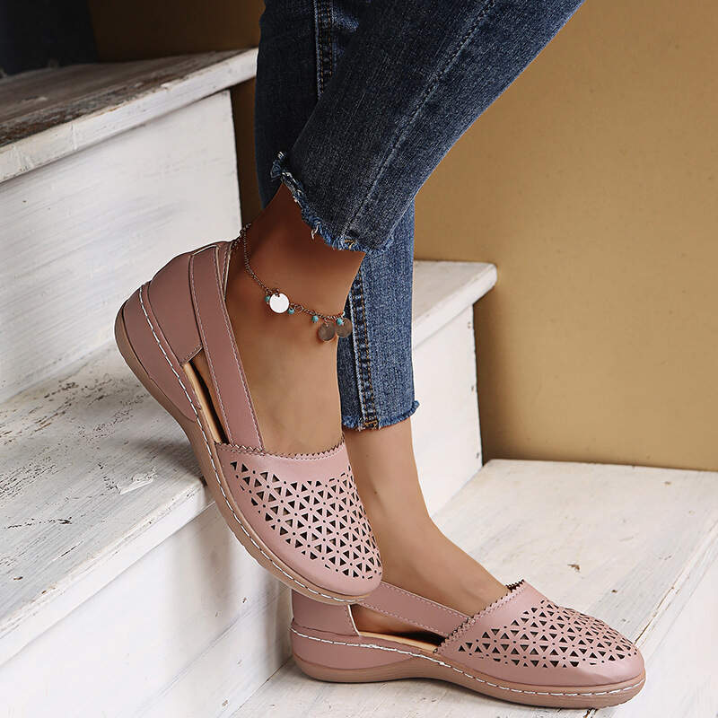 COMFORTABLE ORTHOPEDIC SANDALS FOR WOMEN