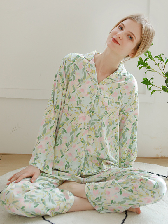 Floral Casual V Neck Regular Fit Long Sleeve Pajama Set