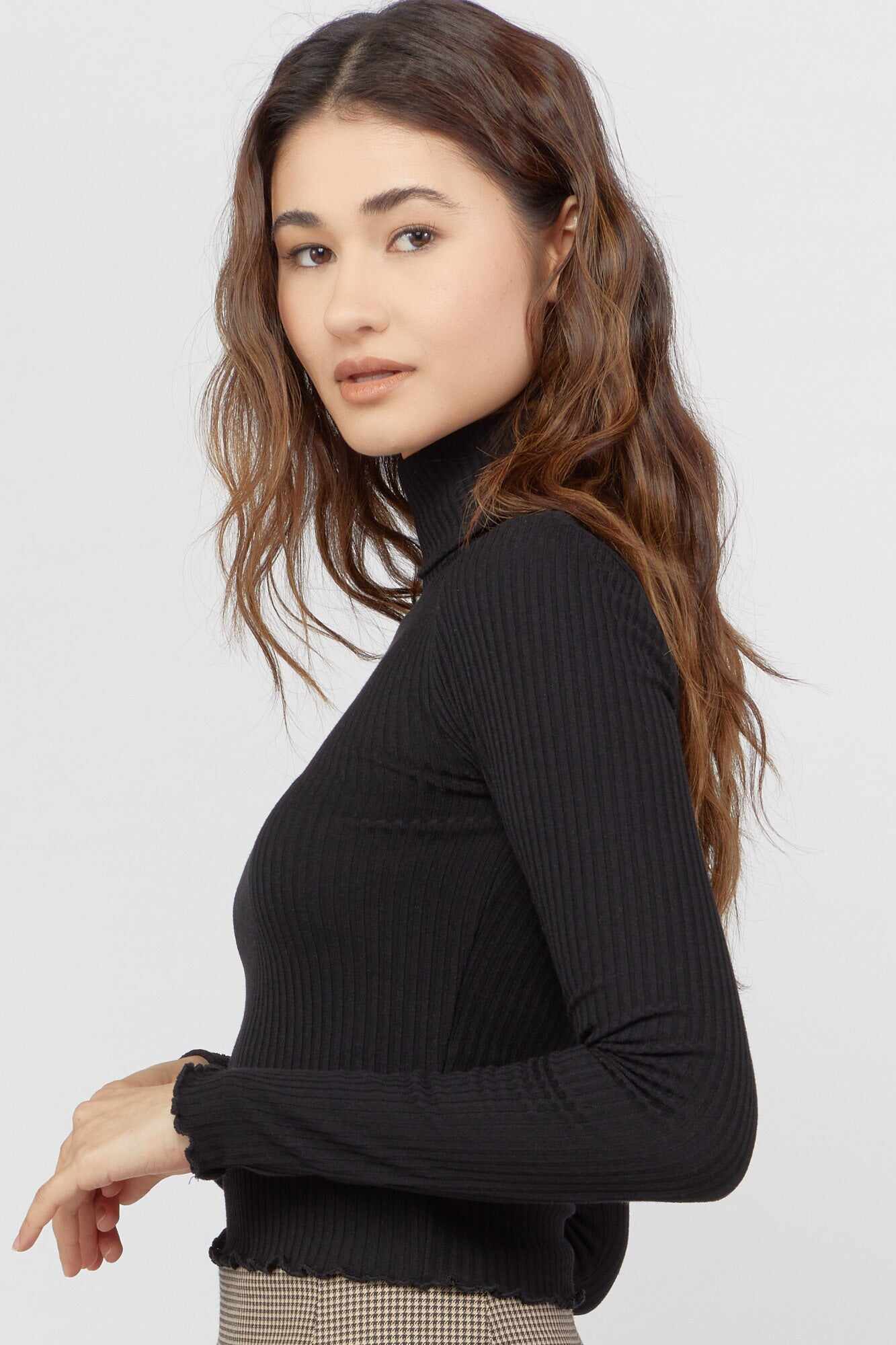 Women Apparel | Turtleneck Lettuce-Edge Crop Top Cream Forever21 - HP50492