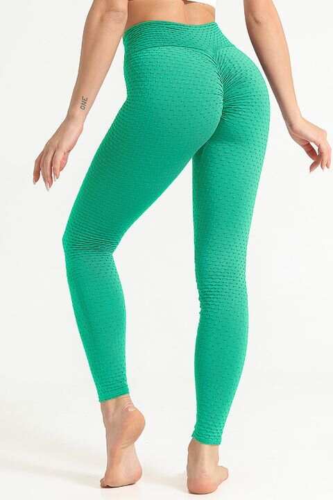 Solid Textured Scrunch Butt Sports Legging