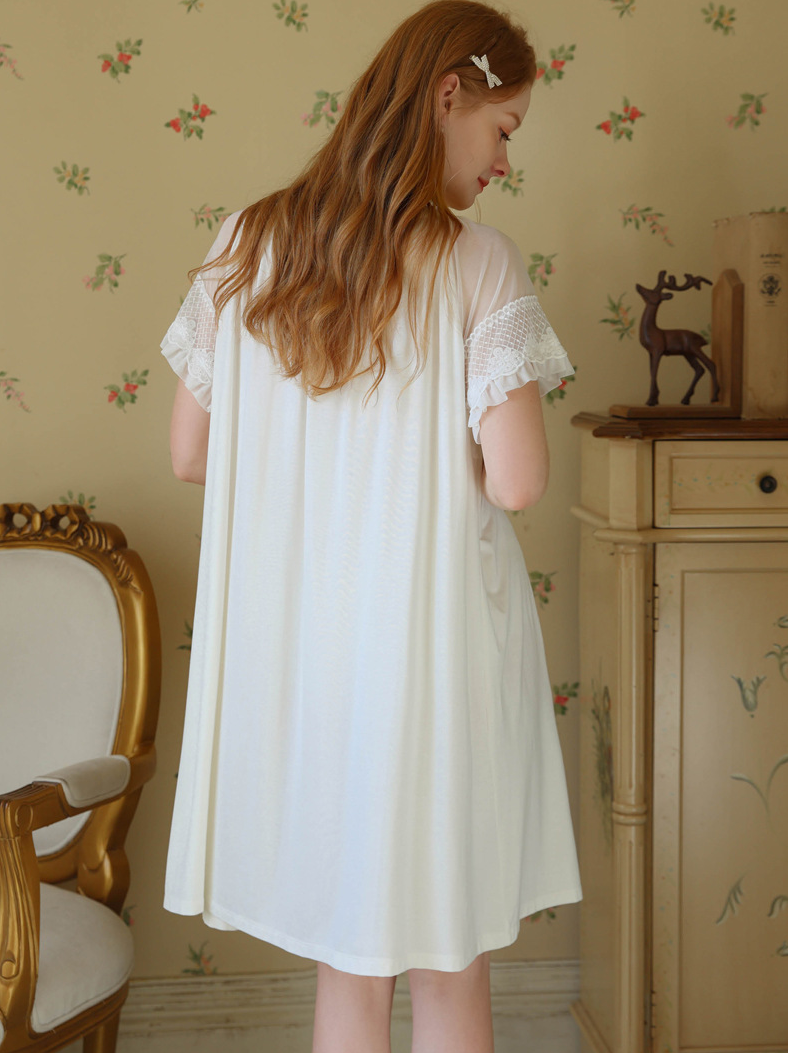 Lace Elegant Square Neck Short Sleeve Nightdress