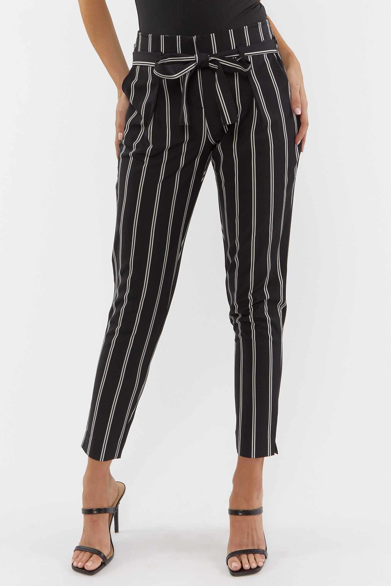 Women Apparel | Paperbag Striped Pants Black with White Forever21 - RL21728