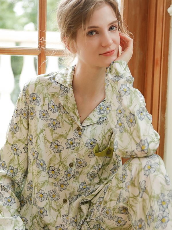 Shawl Collar Simple Floral Long Sleeve Pajama Set