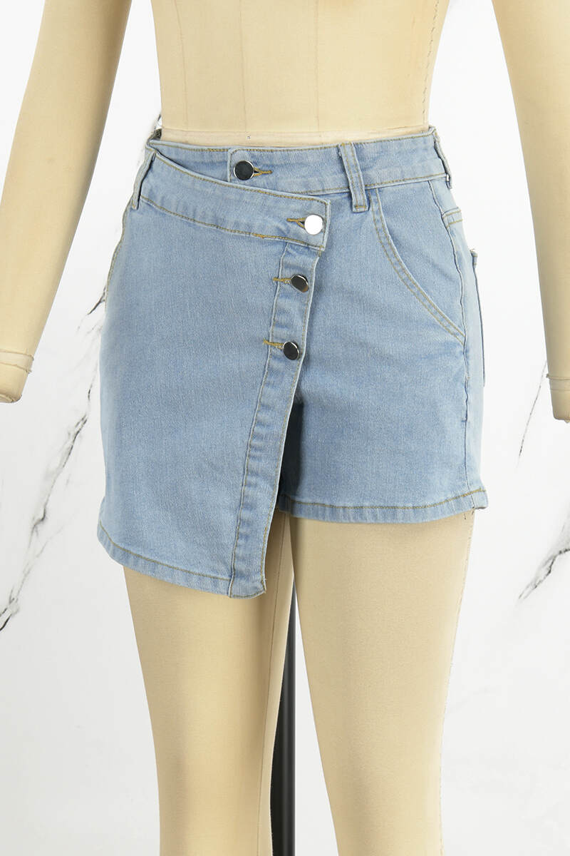 Light Blue Street Solid Patchwork Pocket Buttons Mid Waist Regular Denim Shorts