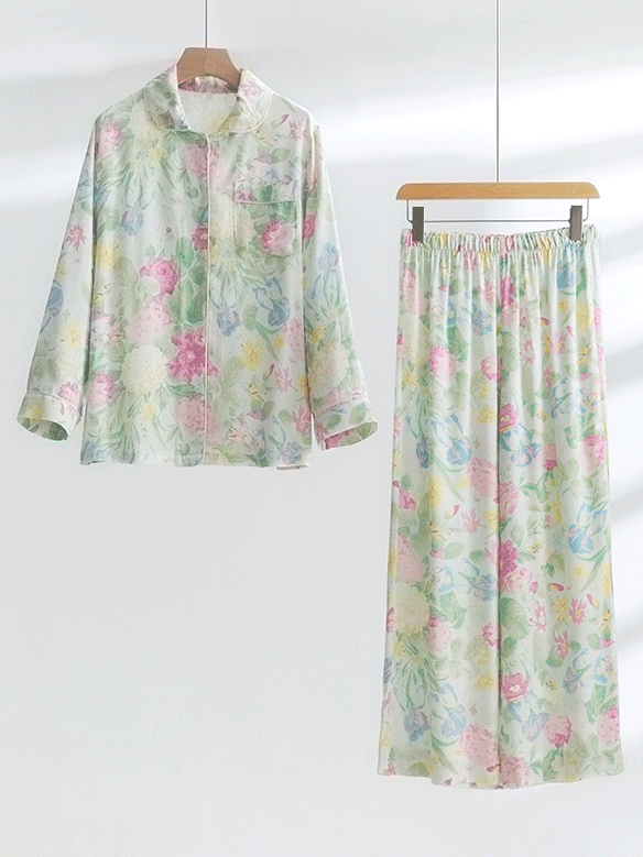 Edgy V Neck Regular Fit Floral Long Sleeve Pajama Set