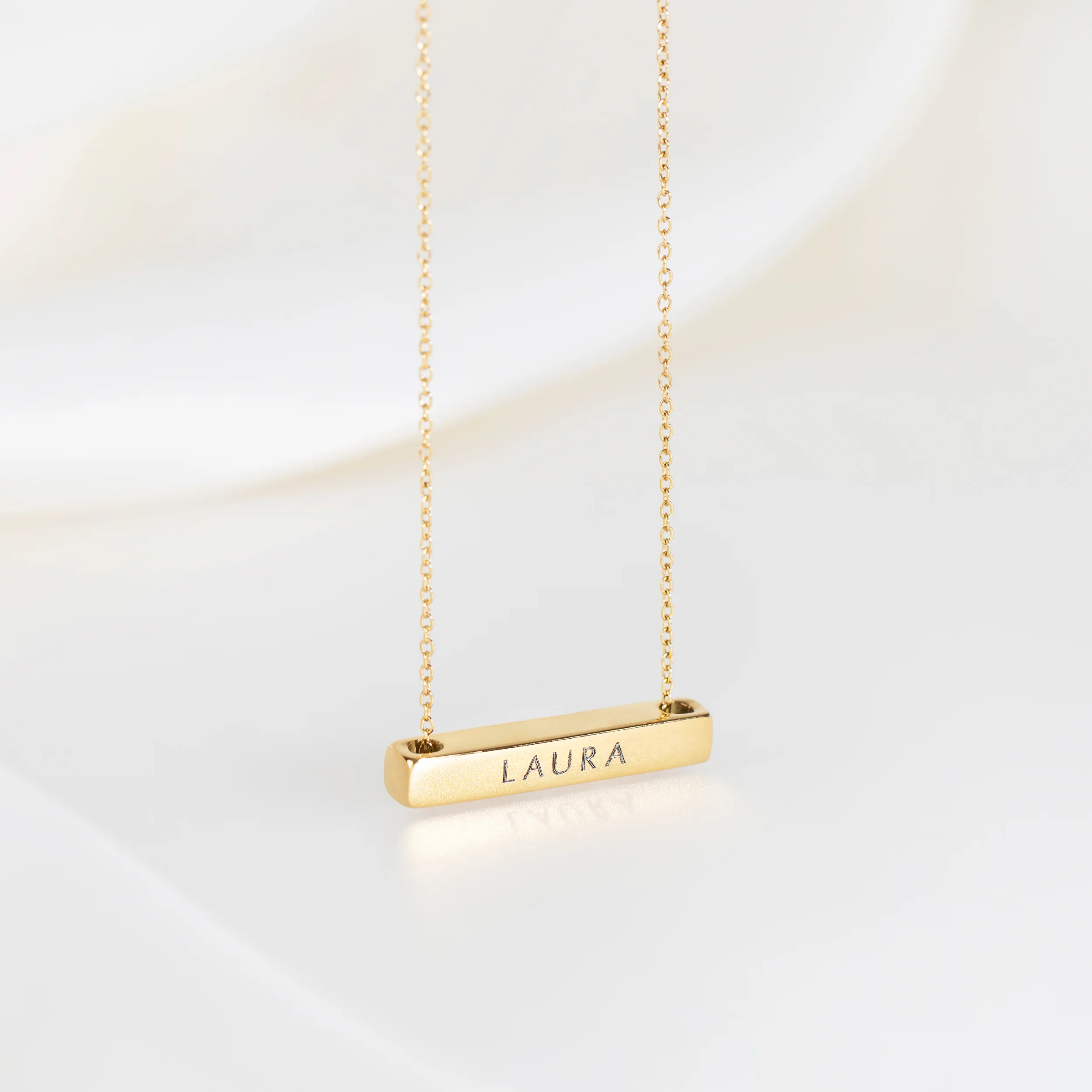 3cm Letter Bar Necklace in Gold Horizontal