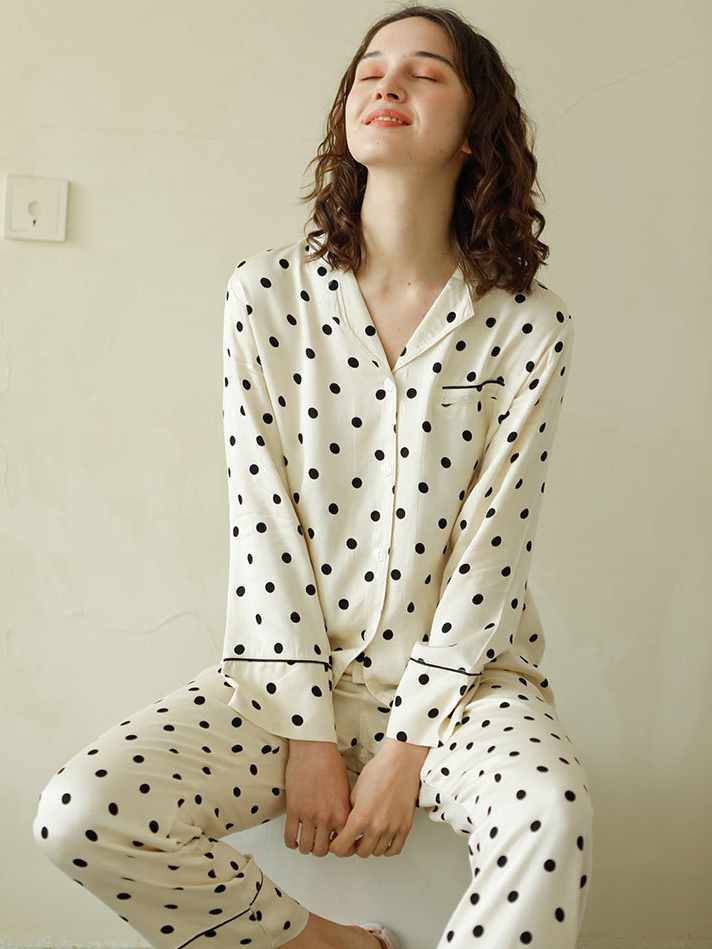 Regular Fit V Neck Polka Dots Elegant Long Sleeve Pajama Set